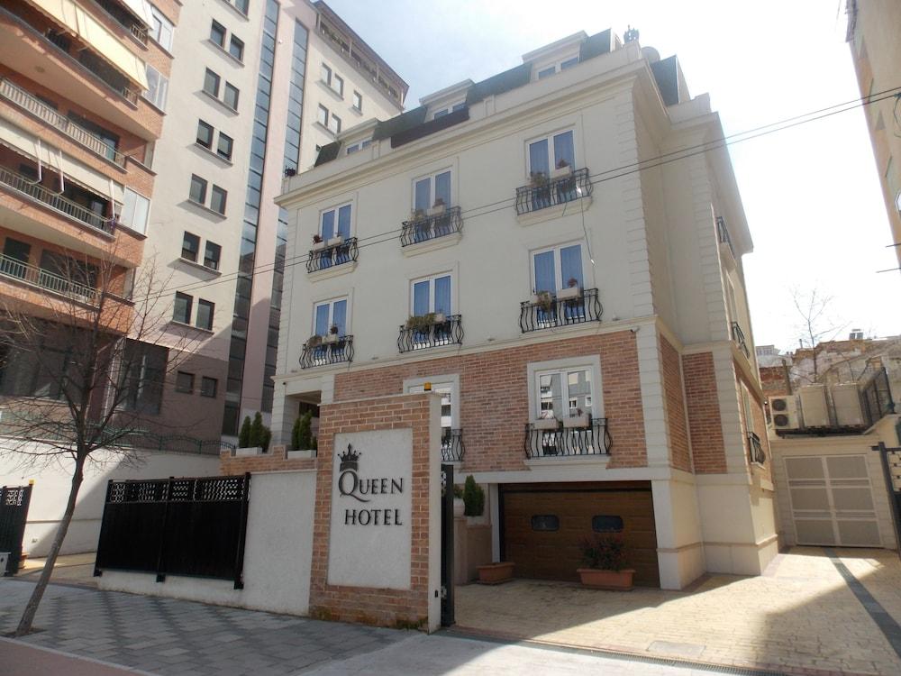 Hotel Queen Selitë e Vogël Exteriör bild