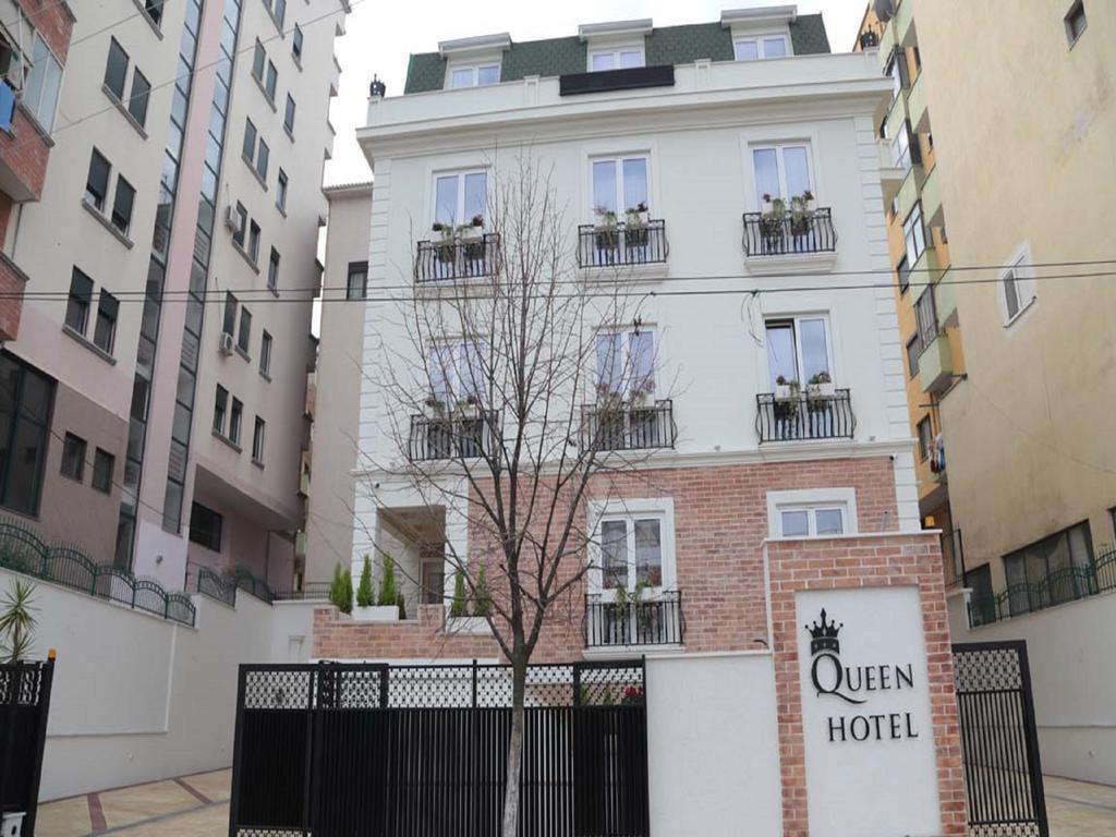 Hotel Queen Selitë e Vogël Exteriör bild